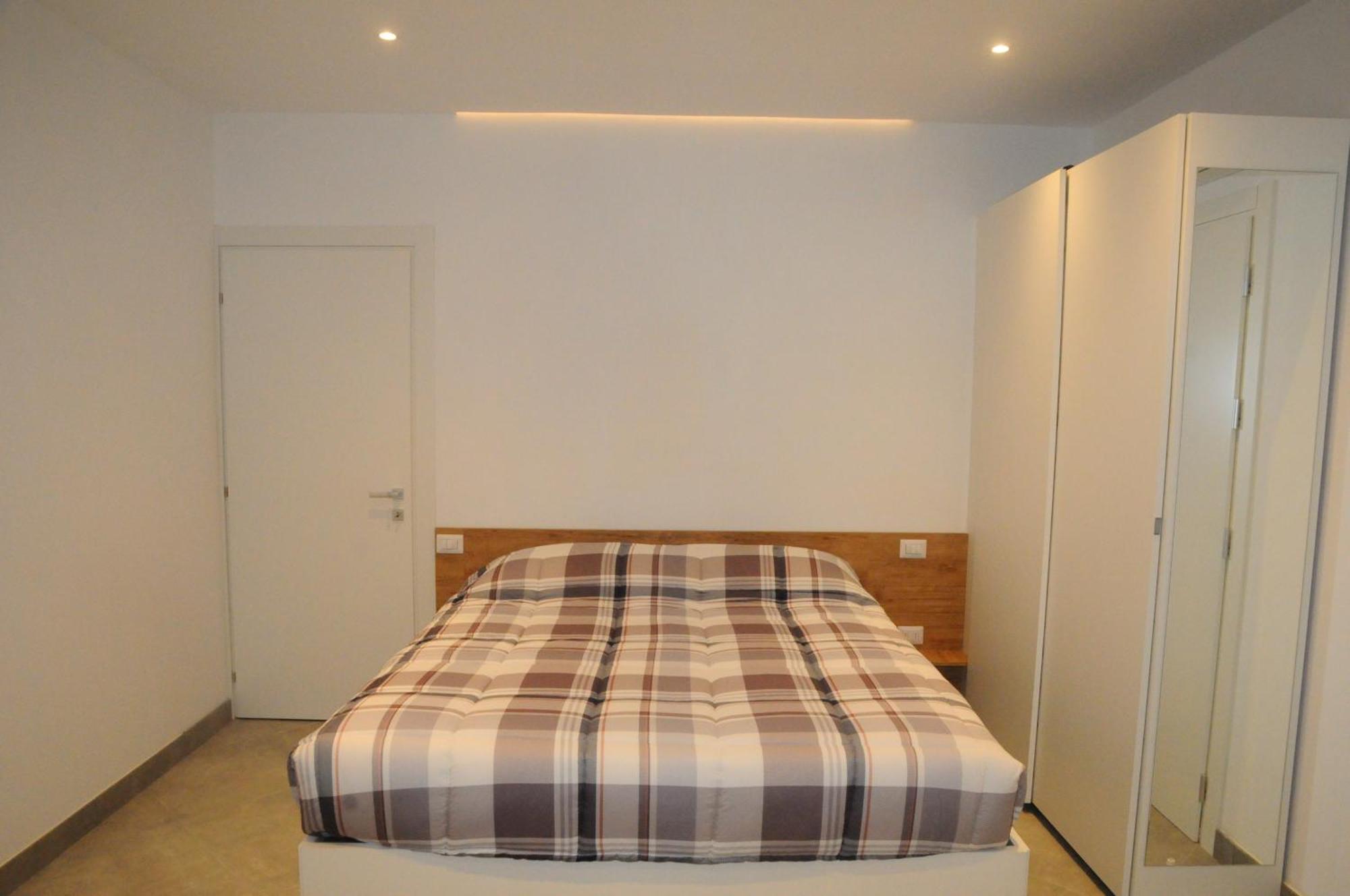 Aparthotel House Of Oscar Adria Esterno foto
