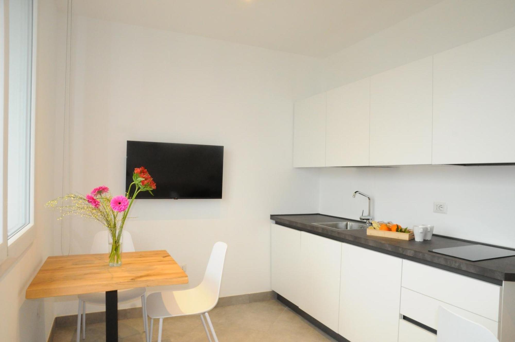 Aparthotel House Of Oscar Adria Esterno foto